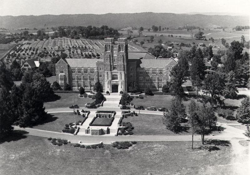 Burruss Hall in the 1950s